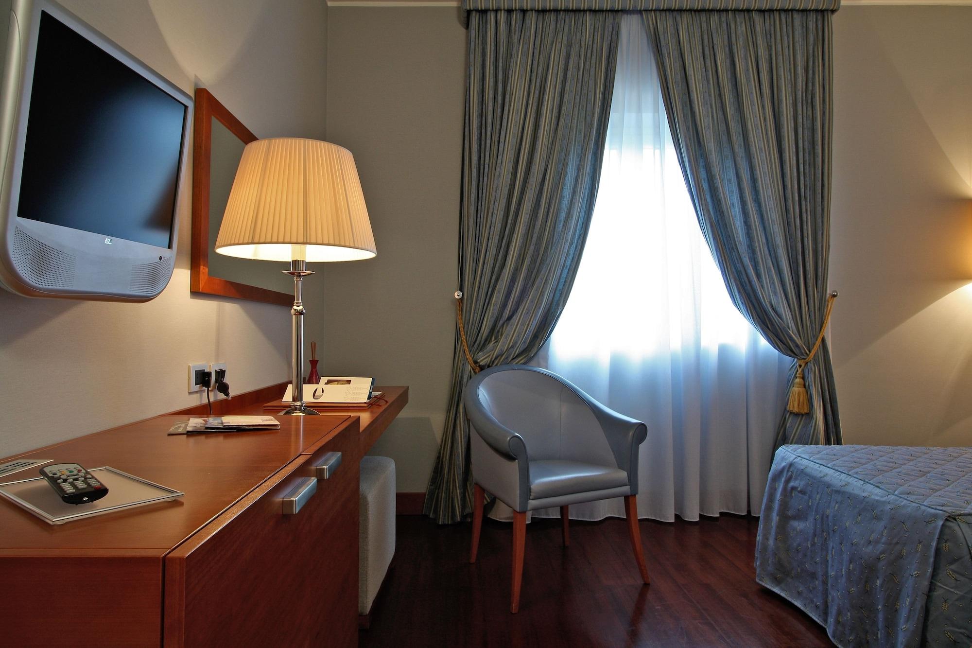 מטרה Hotel Del Campo מראה חיצוני תמונה