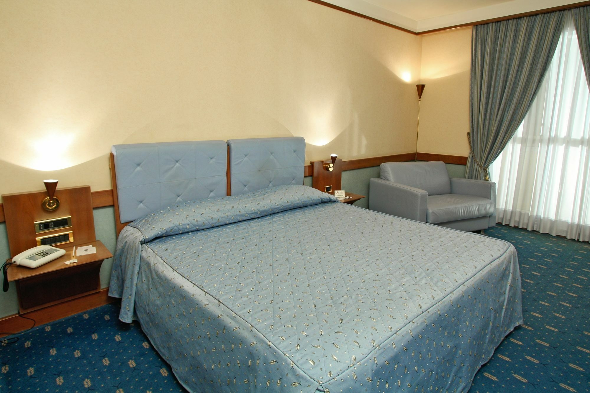 מטרה Hotel Del Campo מראה חיצוני תמונה