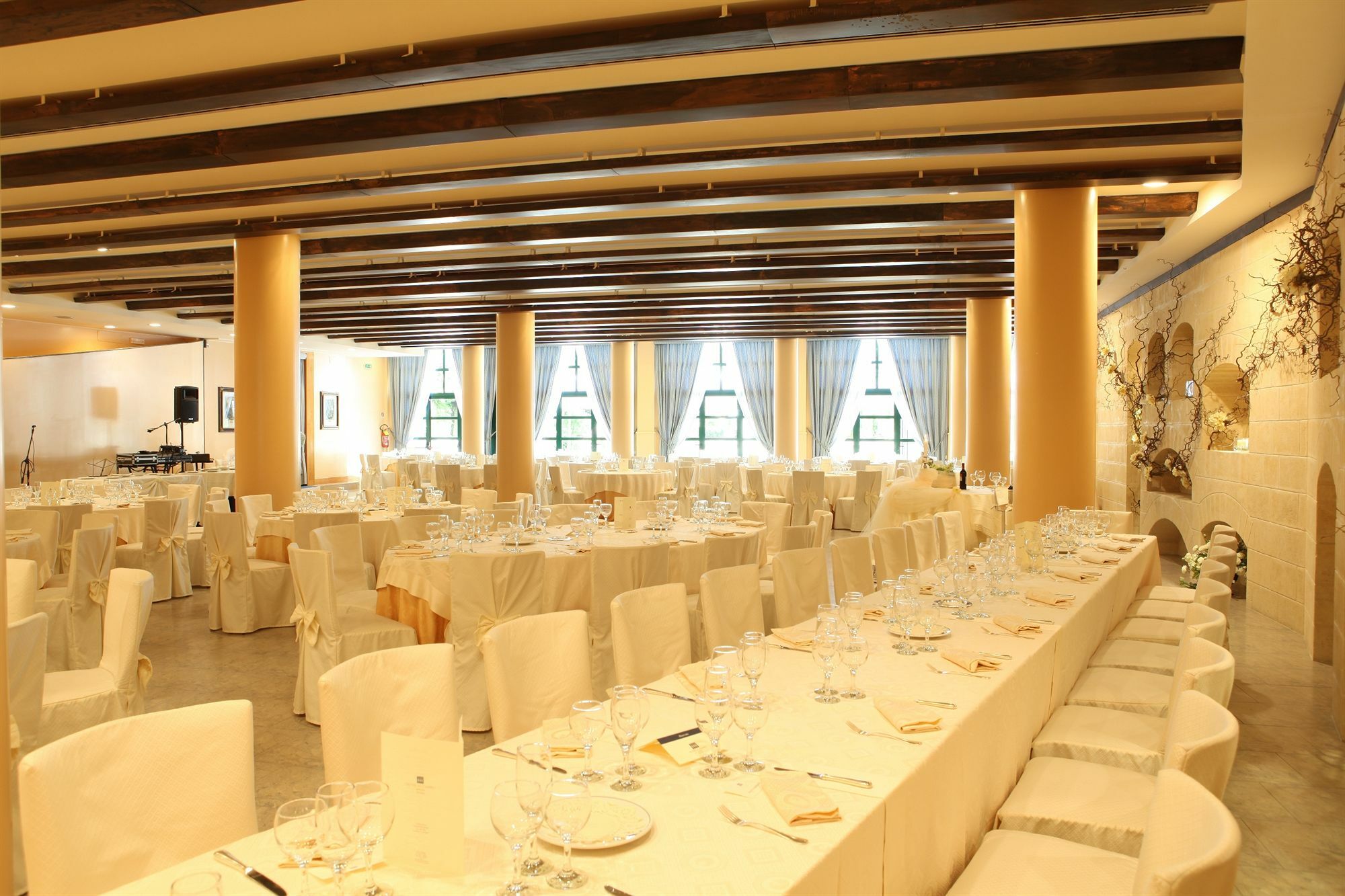 מטרה Hotel Del Campo מראה חיצוני תמונה